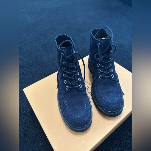 TOD’S suede lace up booties - Picture 3 of 7